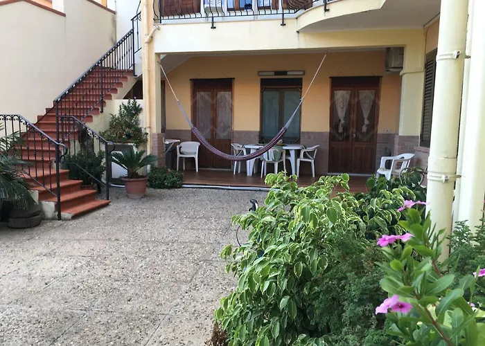 Anna Apartment